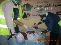 Sudanlı çocuklar sünnet edildi