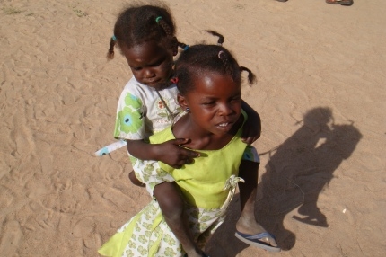 Sudan da Çocuk Olmak